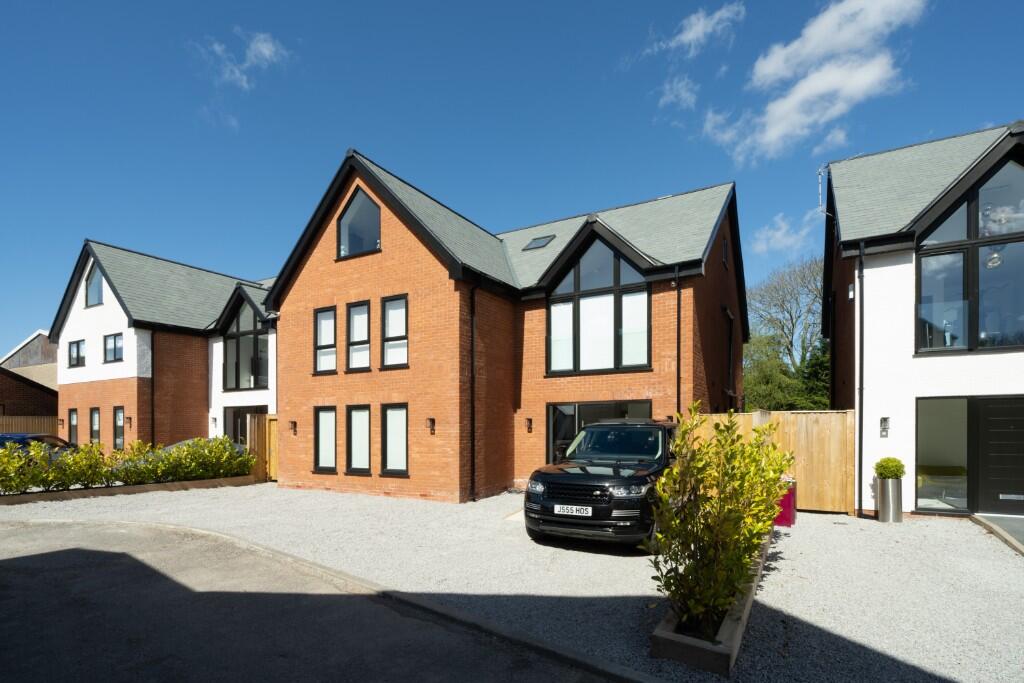 Main image of property: Bannister Brook Gardens, Leyland, Lancashire, PR25