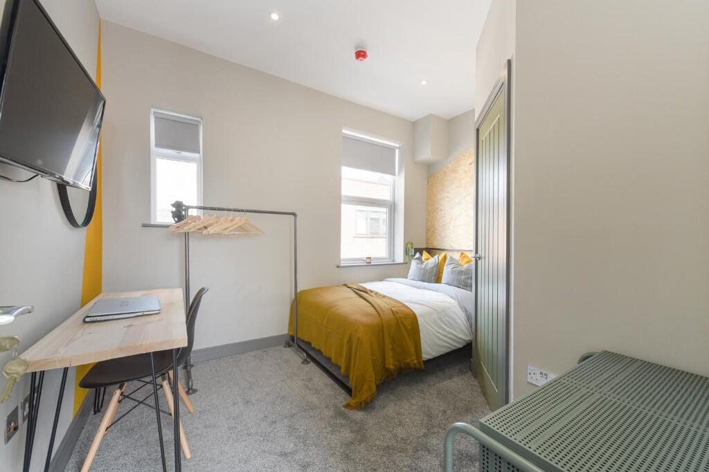 Main image of property: Room 1, 1F, 140a Ashbourne Road, Derby, Derbyshire, DE22