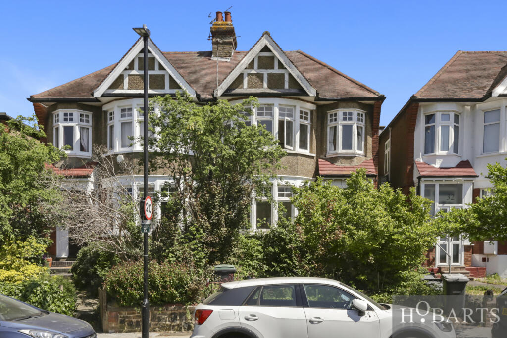 Main image of property: London, N11 2AT