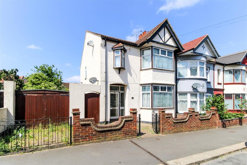 Main image of property: Southview Drive, Westcliff-On-Sea