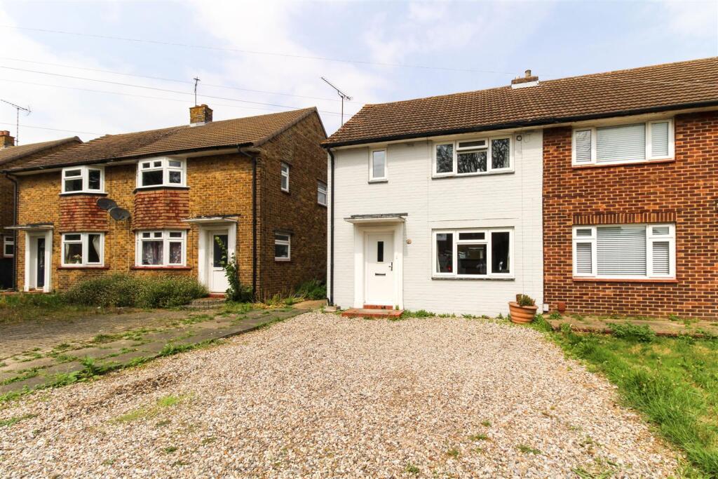 Main image of property: Newington Avenue, Southend-On-Sea