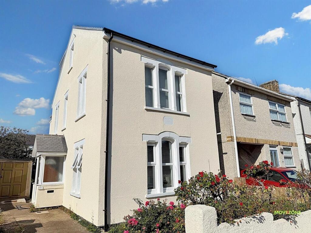 Main image of property: Heron Hill, Belvedere, DA17