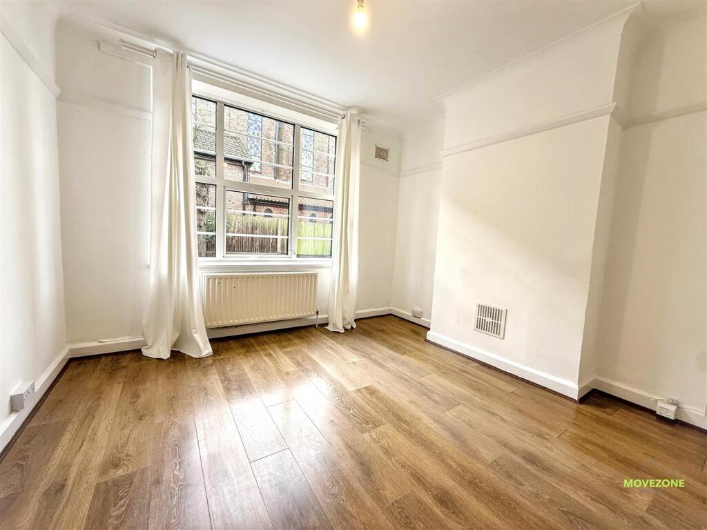 Main image of property: Burnt Ash Hill, London, SE12