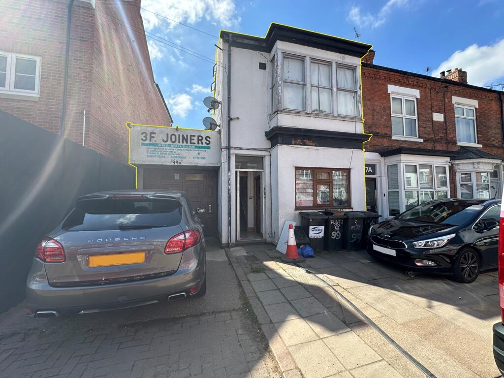 Main image of property: 99 & 99a Knighton Fields Road West, Leicester, LE2 6LH