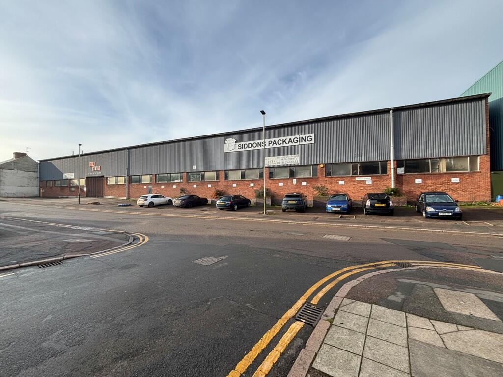 Main image of property: 26 Kingsley Street, Leicester, Leicestershire, LE2 6DL