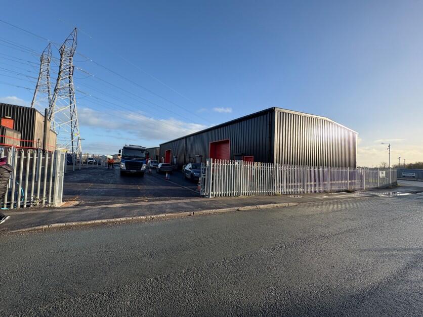 Main image of property: New Industrial & Warehouse Buildings, Riverside Park, Dock Road Ind Est , Connah's Quay, Deeside, CH5 4DS