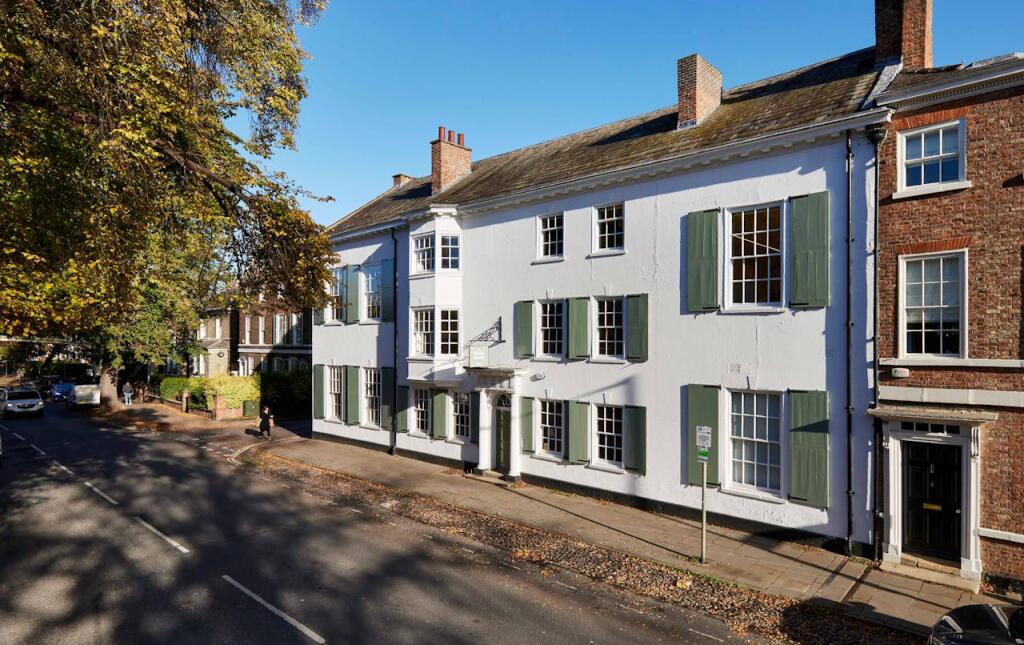 Main image of property: The White House, 10 Clifton, York, YO30 6AE