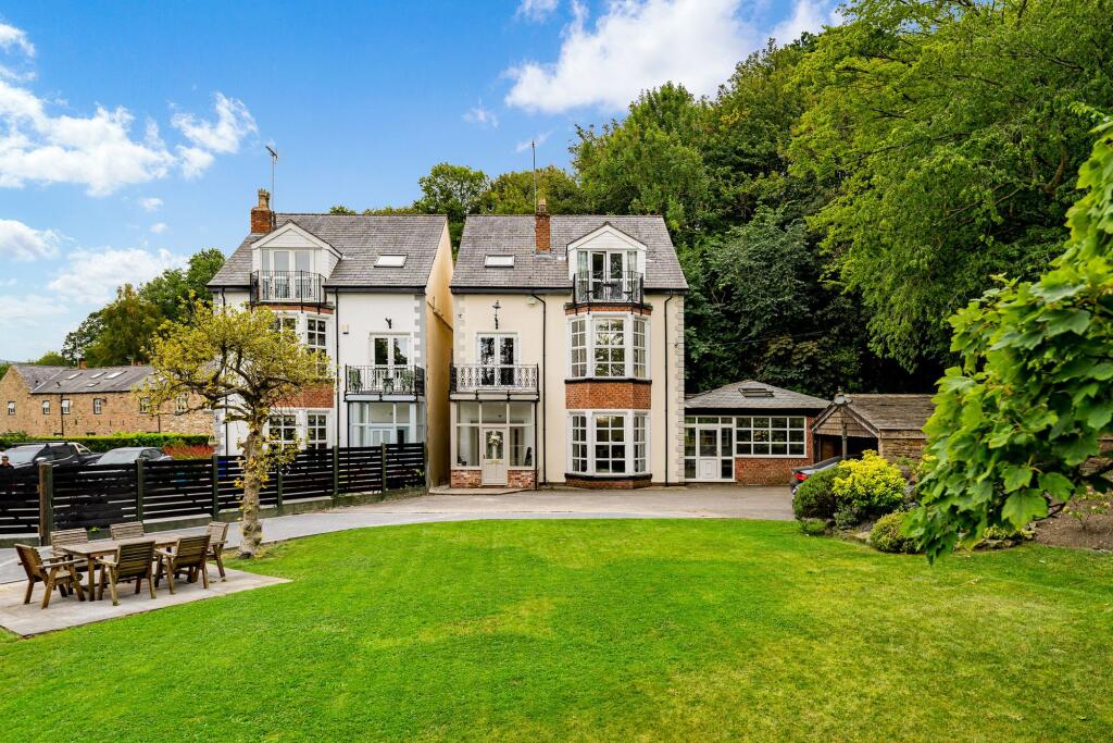 Main image of property: 2 Waterside Farm, Waterside, Disley, Stockport, SK12 2HJ
