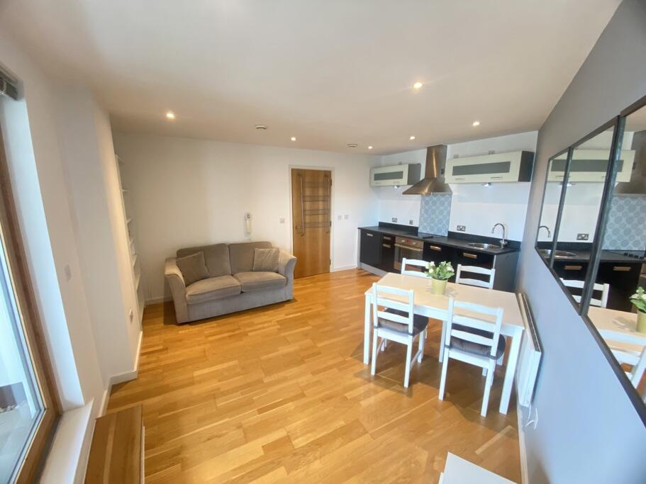 Main image of property: Gateway East, Leeds City Centre