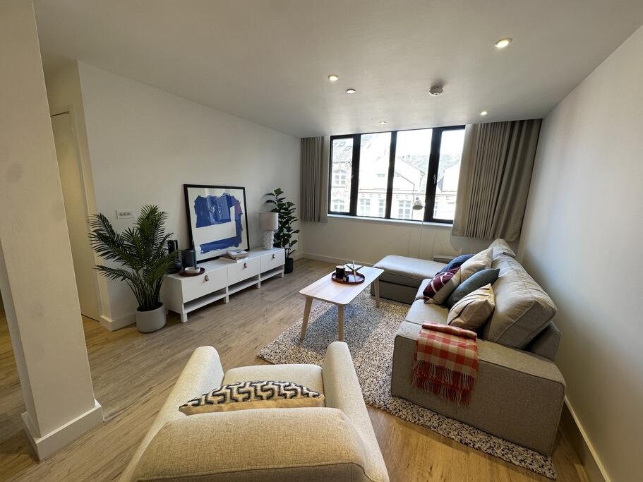 Main image of property: Devonshire House, Leeds City Centre