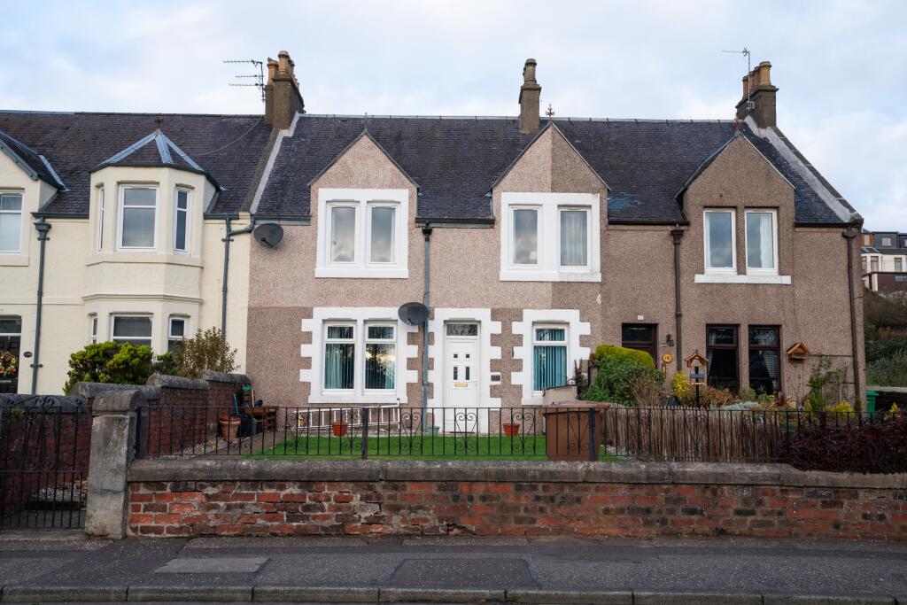 Main image of property: High Street, Methil, KY8