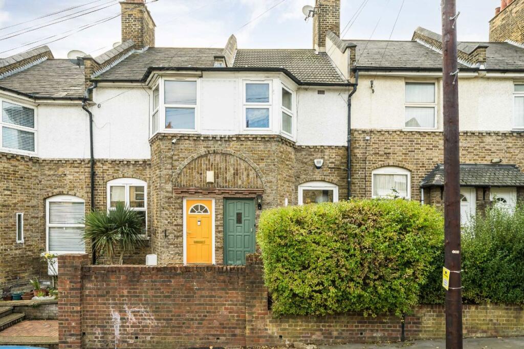 Main image of property: Newlands Road, London