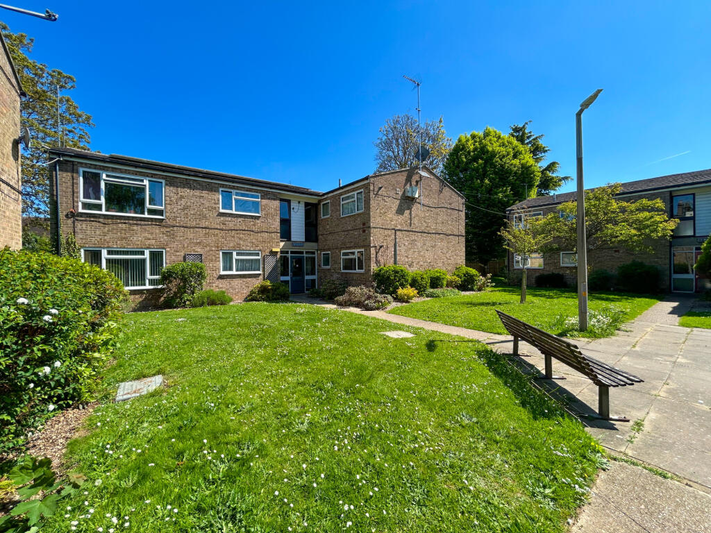Main image of property: Alport Avenue, Colchester, Essex, CO2