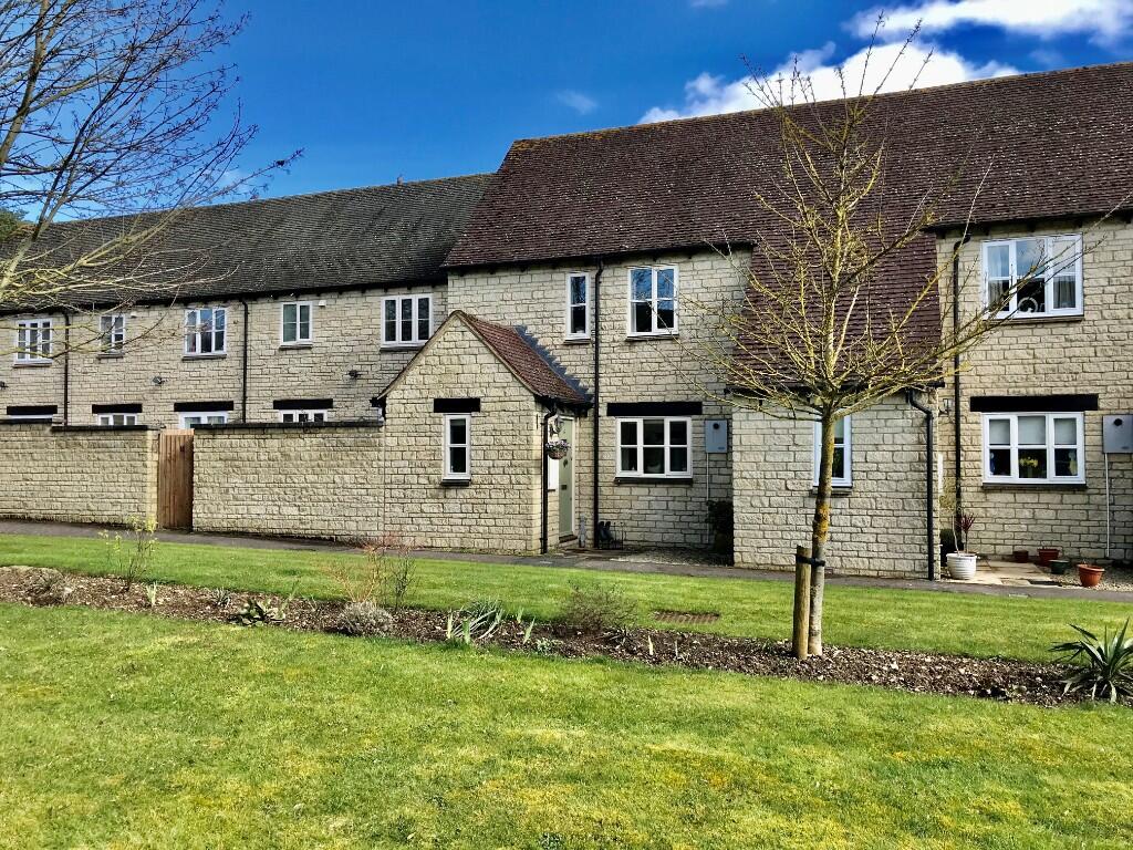 Main image of property: Oak View, OX18