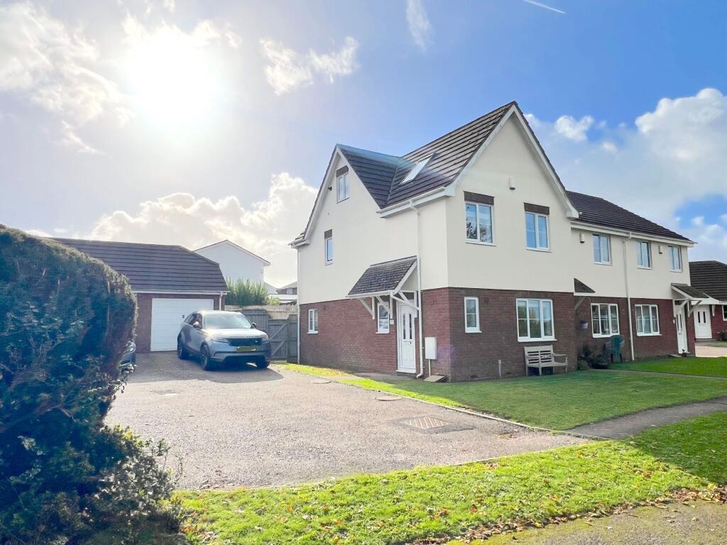 Main image of property: Willow Gardens, Broadclyst, EX5