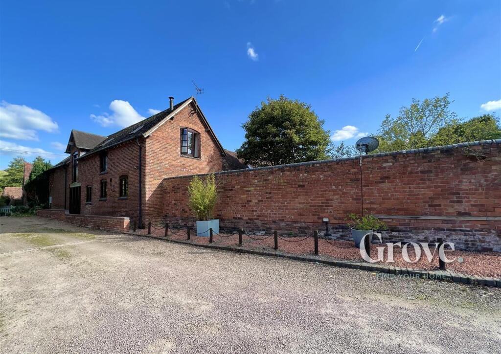 Main image of property: Bromsgrove Road, Clent, Stourbridge