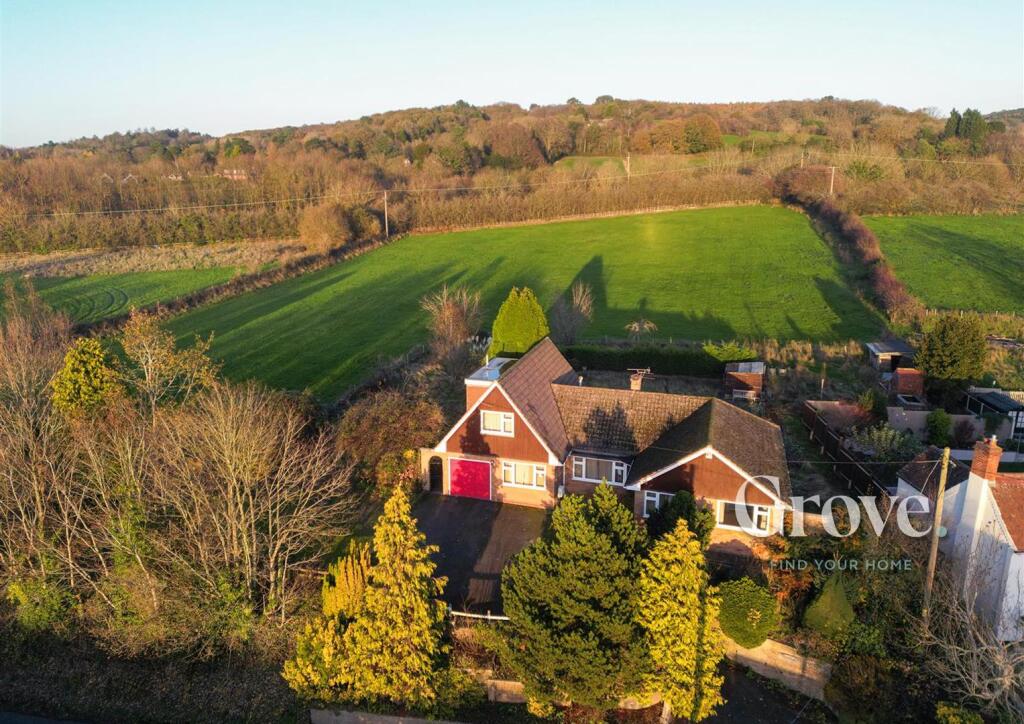 Main image of property: Bromsgrove Road, Clent