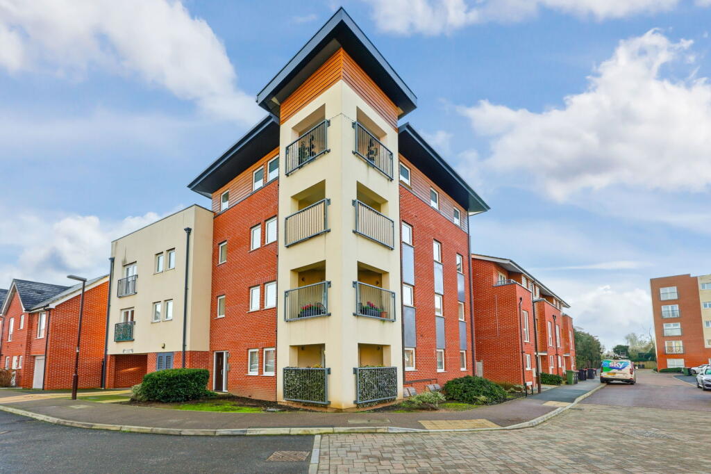 Main image of property: Bowling Green Close, Bletchley, Milton Keynes, MK2 2FG