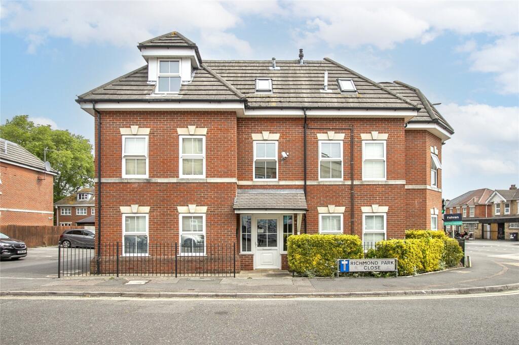 Main image of property: Holdenhurst Road, Springbourne, Bournemouth, BH8