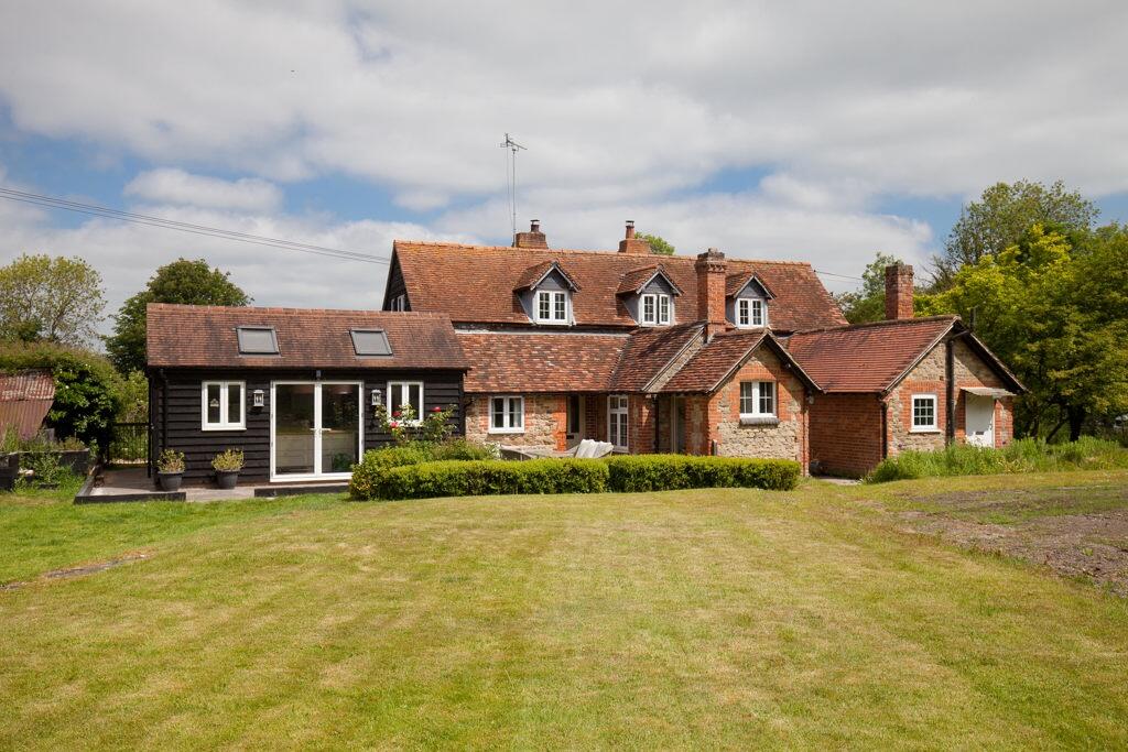 Main image of property: 1-2 Mill Cottages, Halls Lane, East Hanney, Wantage, Oxfordshire