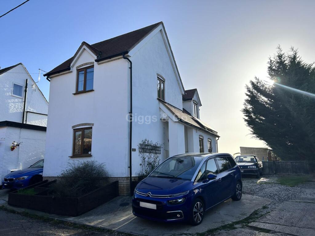 Main image of property: London Lane, St Neots