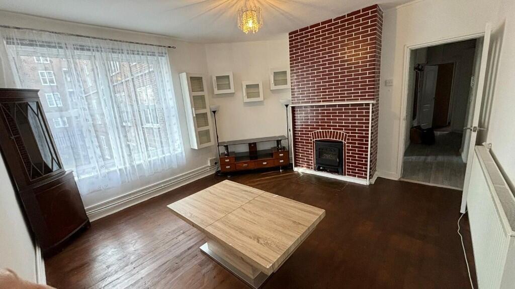 Main image of property: Amhurst Road, London, E8