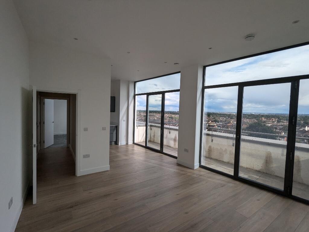 Main image of property: High Road, Ilford, London, IG3
