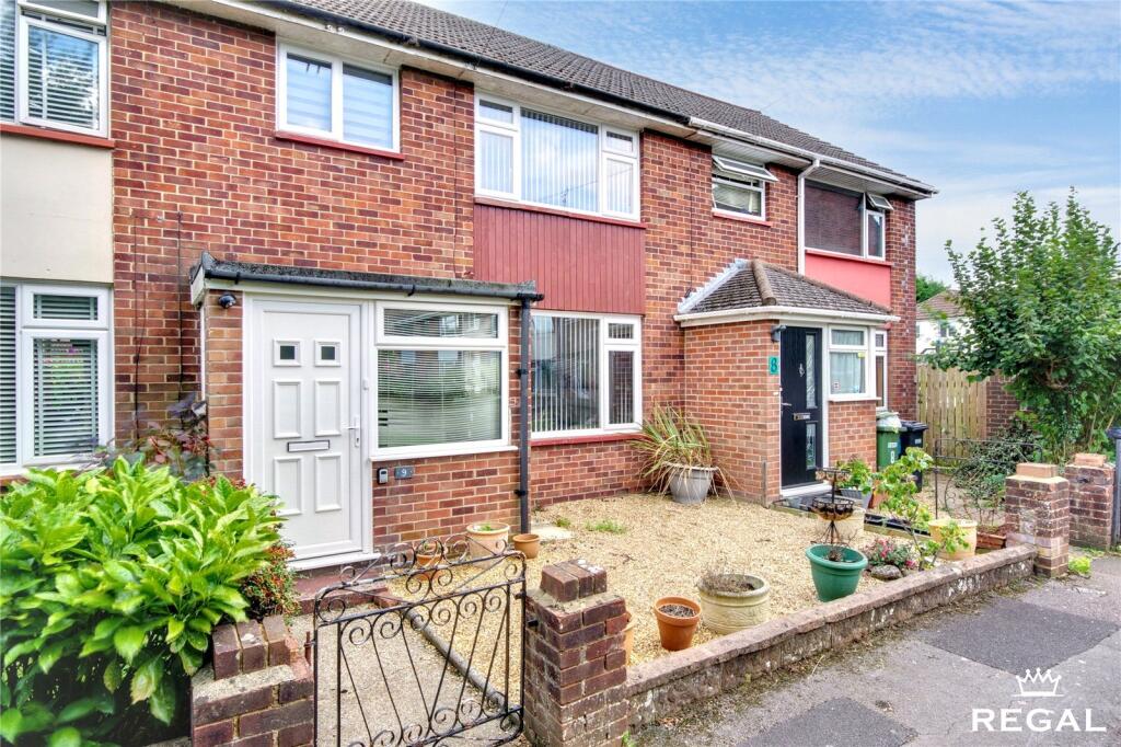 Main image of property: Passfield Close, Eastleigh, SO50