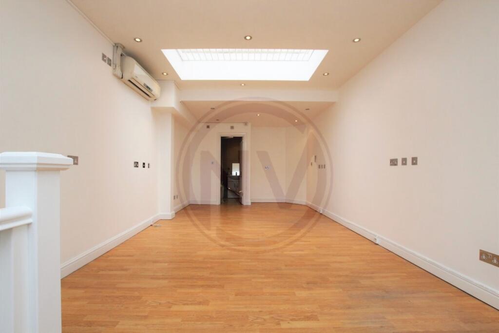 Main image of property: Hornsey Road, Upper Holloway, N19