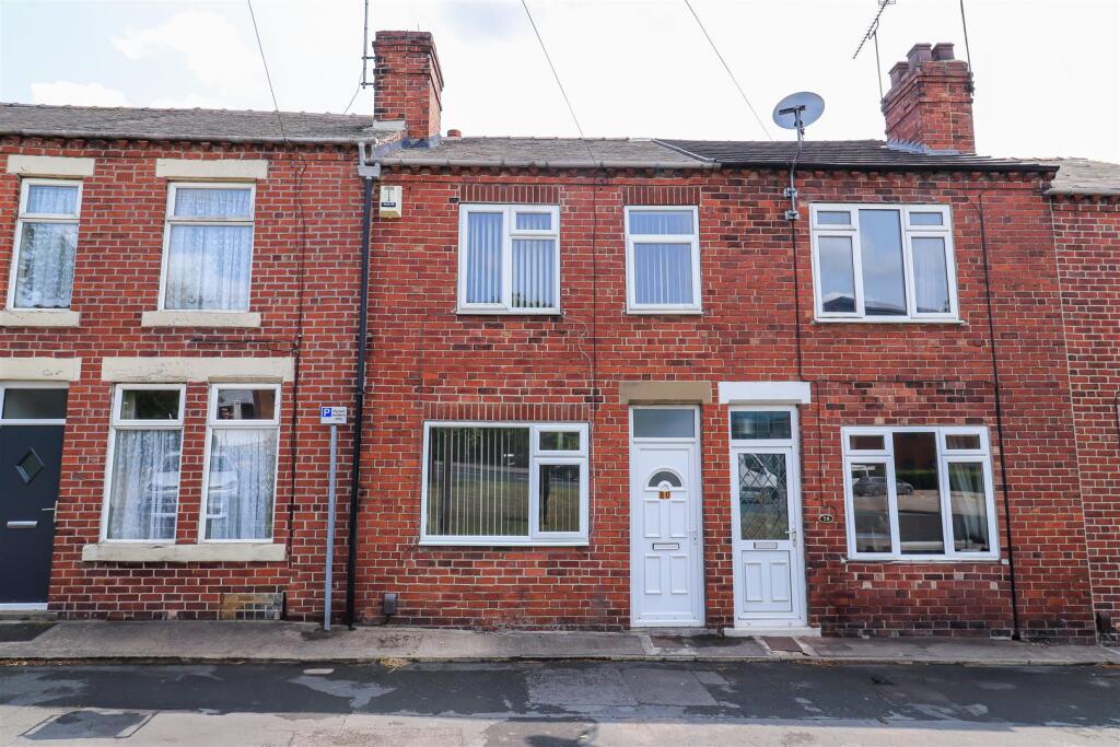 Main image of property: Friarwood Lane, Pontefract, WF8 1DX