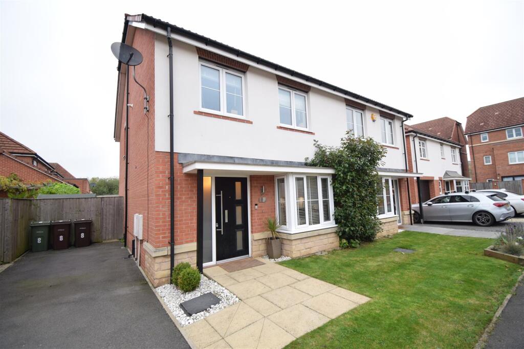 Main image of property: Edward Mews, Pontefract