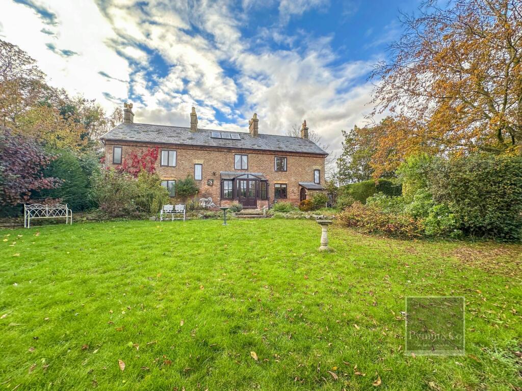 Main image of property: East Bank, Sutton Bridge