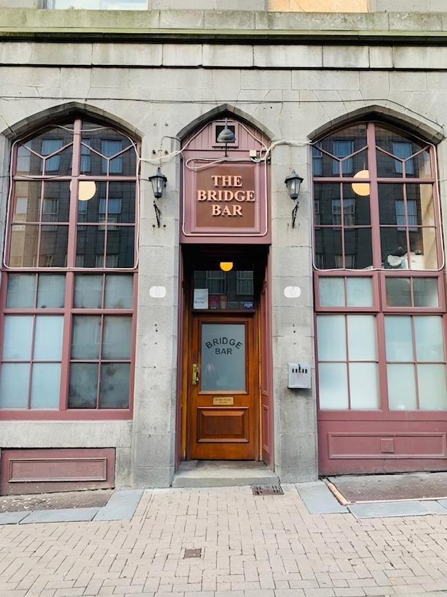 Main image of property: Bridge Bar, 6 Bridge Street, Aberdeen, AB11 6JJ