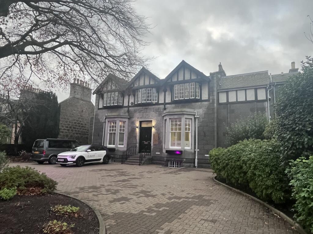 Main image of property: 33 Albyn Place, Aberdeen