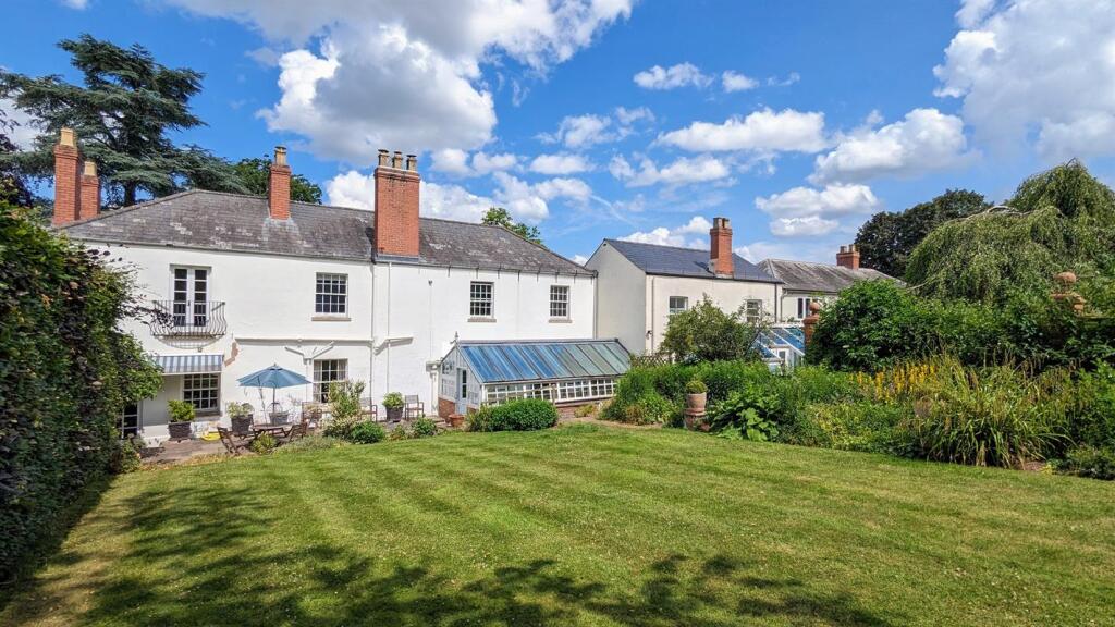 Main image of property: Weston Lodge, Weston under Penyard, Ross-on-wye, Herefordshire