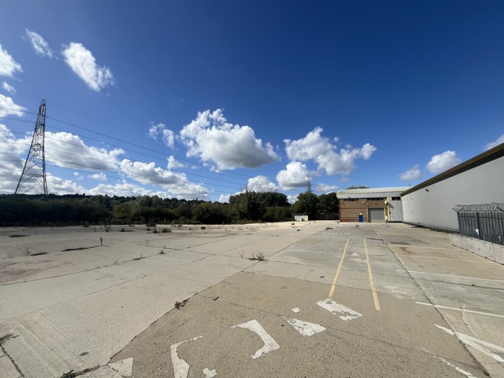 Main image of property: Open Storage / Industrial , Lamarsh Road, Oxford, Oxfordshire, OX2 0HF