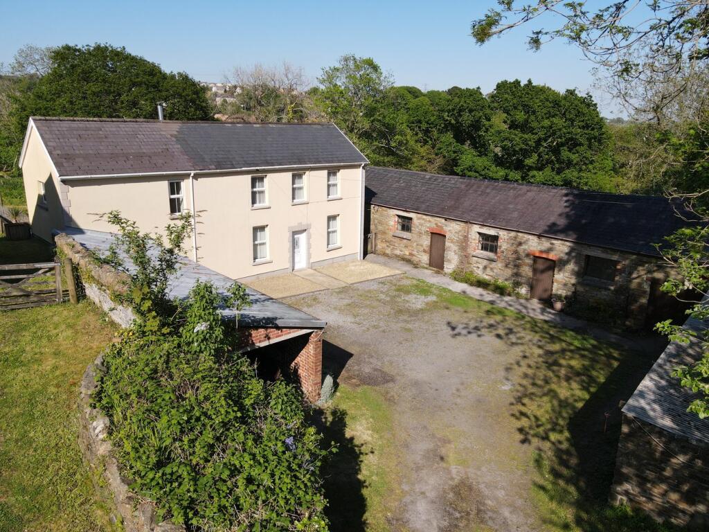 Main image of property: Felinfoel, Llanelli, SA15