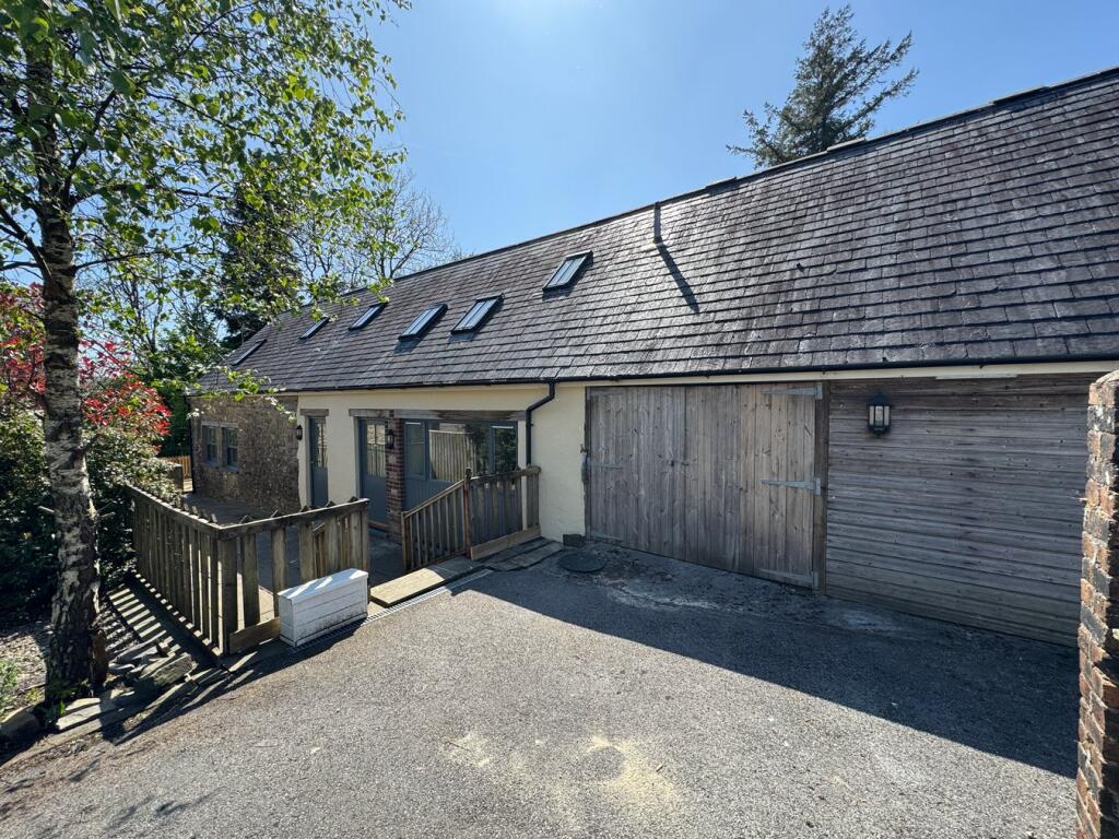 Main image of property: Cefncethin, Ffairfach, Llandeilo, SA19