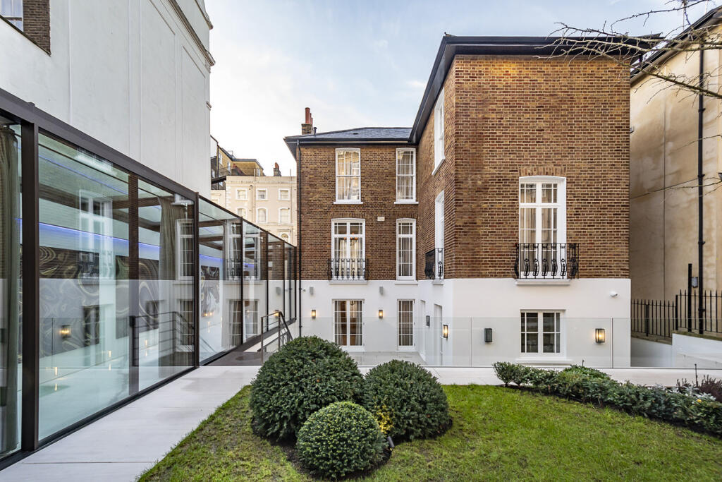 Main image of property: Collman House, London, W2