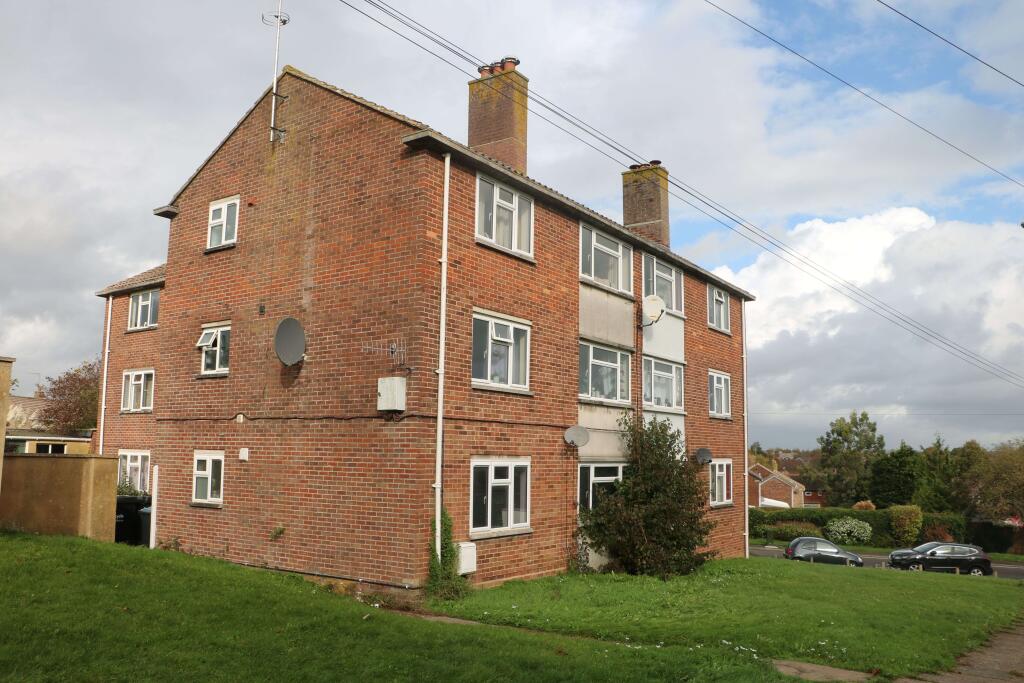 Main image of property: Bishopdown Road, Salisbury SP1 3ED