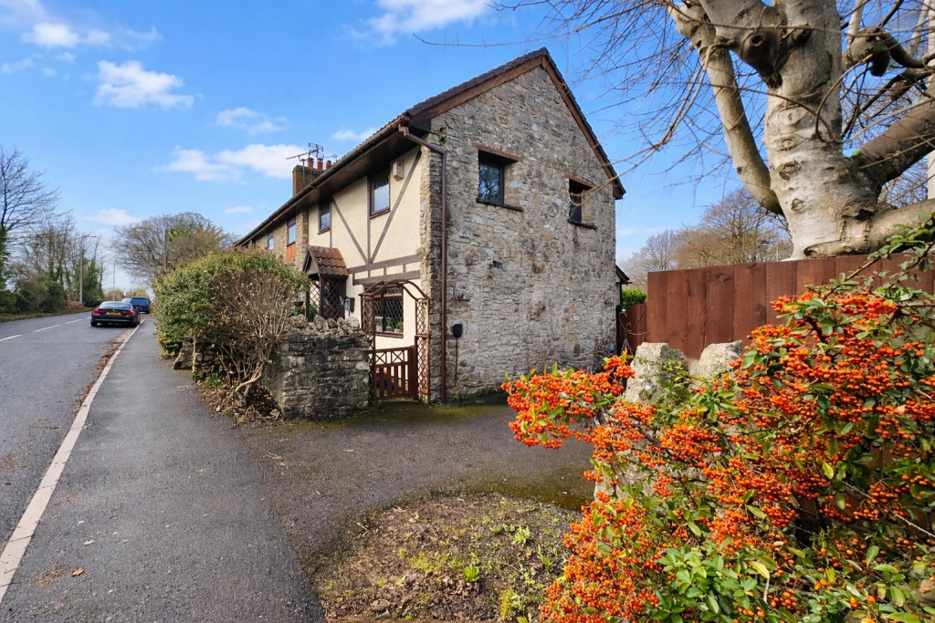 Main image of property: Quaint character cottage in the heart of Failand.