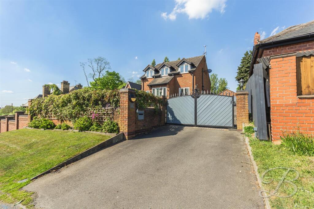 Main image of property: The Hill, Glapwell, Chesterfield