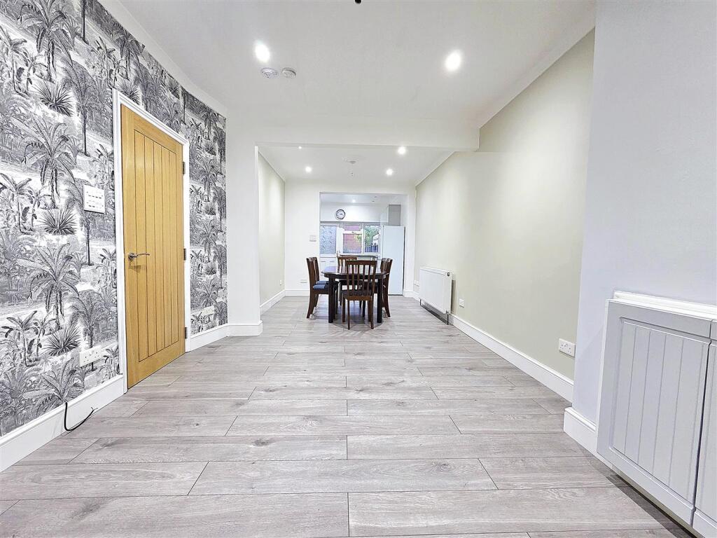 Main image of property: Hill Rise, Greenford