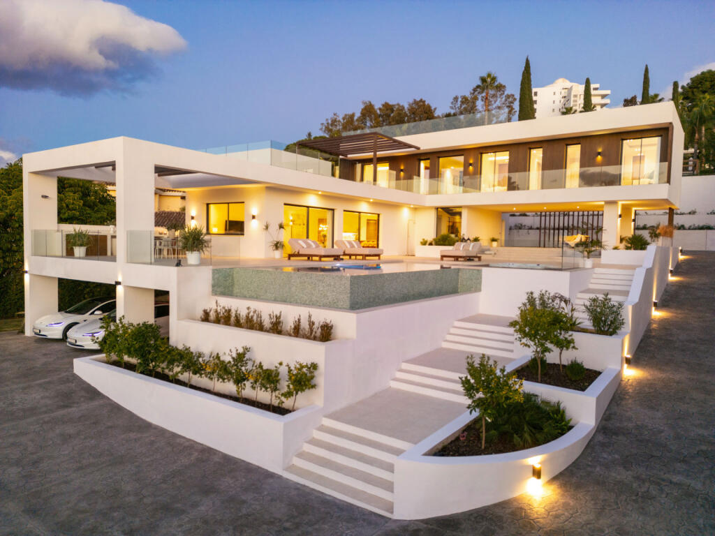 Main image of property: Andalucia, Malaga, El Paraiso