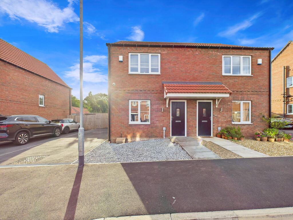 Main image of property: Beck Drive, Walkeringham, DN10