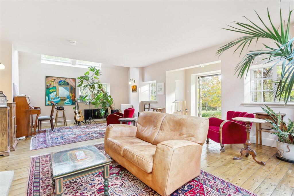 Main image of property: The Ridgeway, Boars Hill, Oxfordshire, OX1