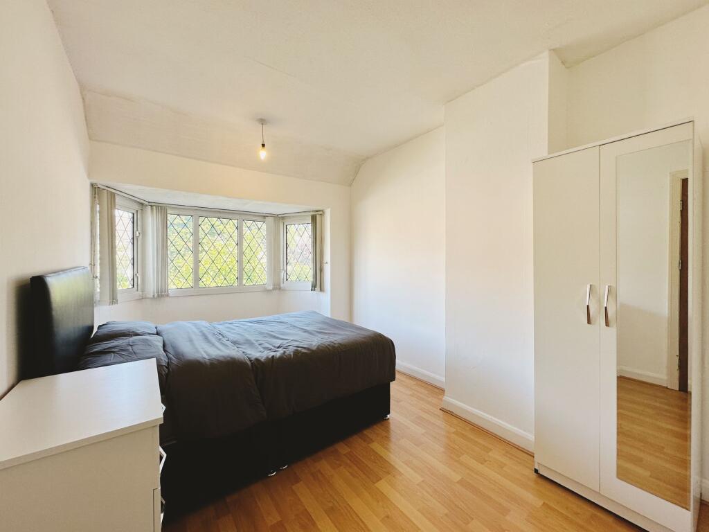 Main image of property: 18 Gospel Lane, Birmingham, B27