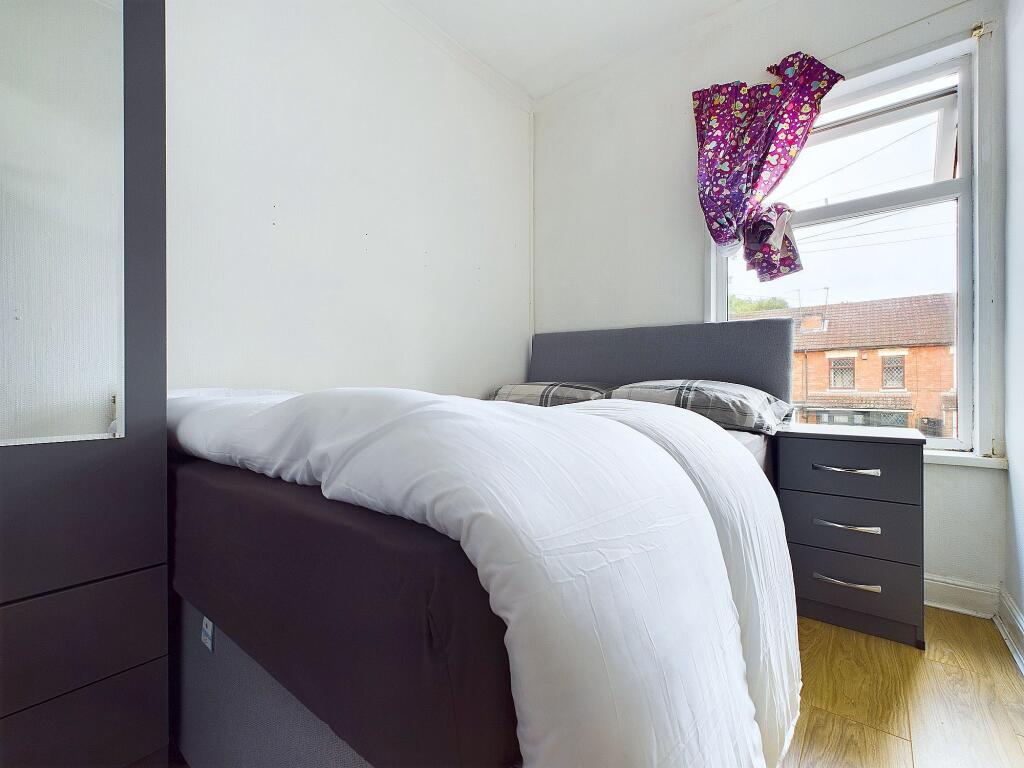 Main image of property: 40 Sarehole Road, Hall Green, B28