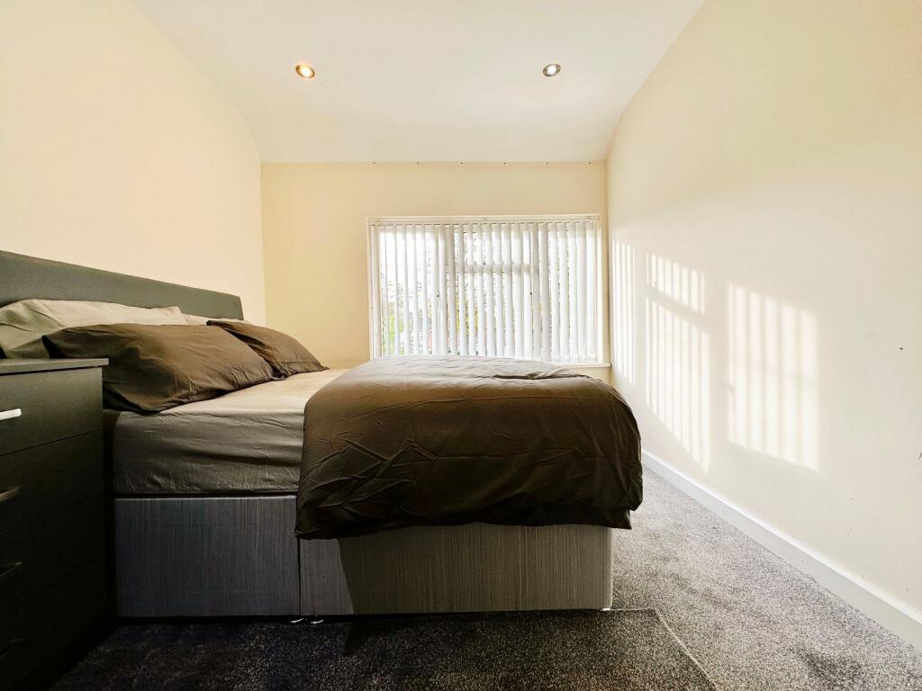 Main image of property: The Link, Birmingham, B27