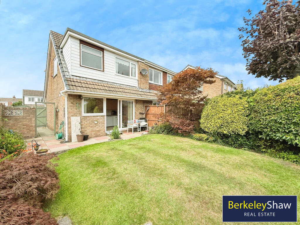 Main image of property: Derwent Close, Maghull, Liverpool